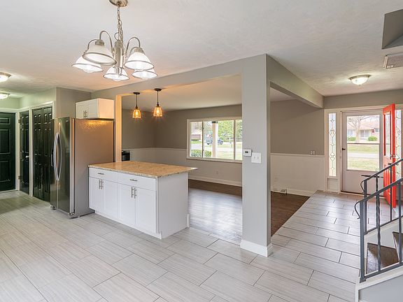 4th image of 6897 Vernmoor Dr