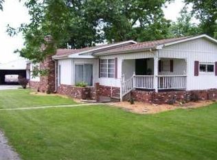 175 Laura St, Livingston, IL