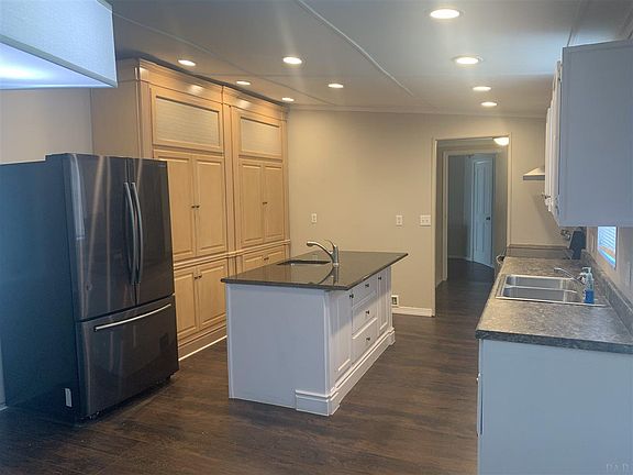 4th image of 8676 Sharon Ln #C