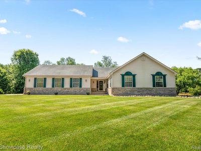 5037 Scheuners Way, Howell, MI, 48843
