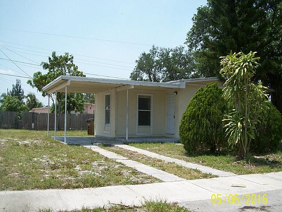 3rd image of 4711 NE 2nd Ter