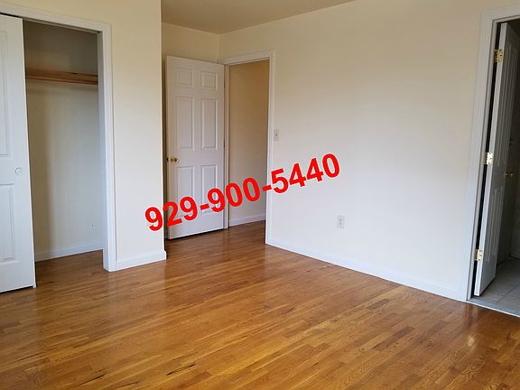 2nd image of 3326 Wallace Ave APT 1