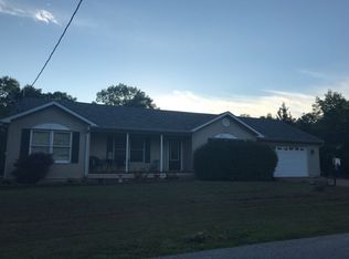 9705 Ridgecrest Dr, Hillsboro, MO 63050