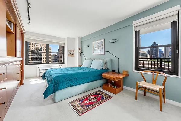 Sold by Compass | media 5