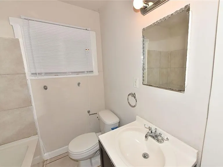 2246 Whites Mill Rd — Photo 10