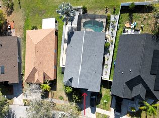 2342 Lawrence Hall St, Ruskin, FL 33570