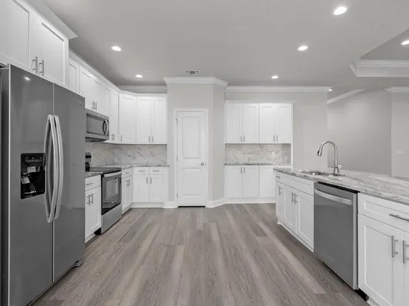 707 Lovejoy Rd NW, Fort Walton Beach, FL 32548