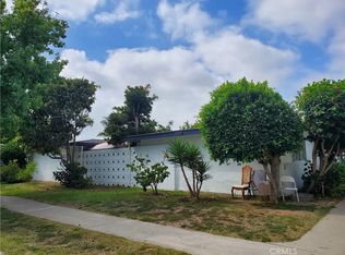 2271 Pomona Ave, Costa Mesa, CA 92627