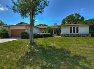 1615 Country Ln, Dunedin, FL 34698