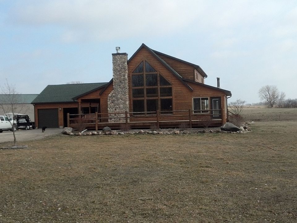 2nd image of 26746 Sand Hill Trl