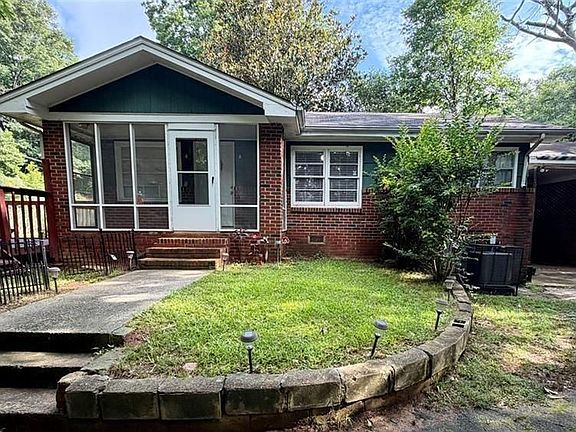 2nd image of 2246 Rhinehill Rd SE