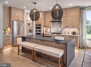 207 Polaris Dr, Spring City, PA 19475