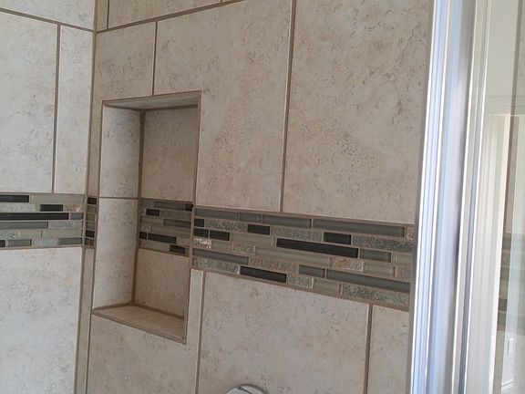 4th image of 5920 Comanche Peak Dr