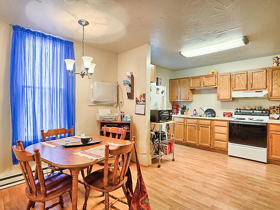 Dining room / Kitchen