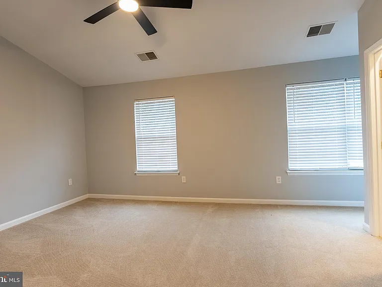2403 Baikal Loop — Photo 26