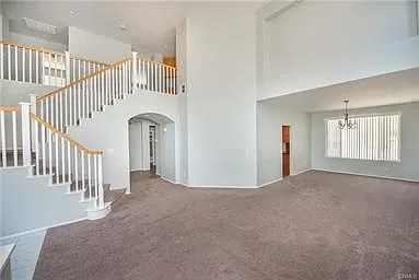6 bed, 3.0 bath, 3130 sqft, $4,500 — Photo 2