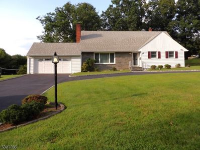 18 Notch Park Rd, Little Falls, NJ, 07424