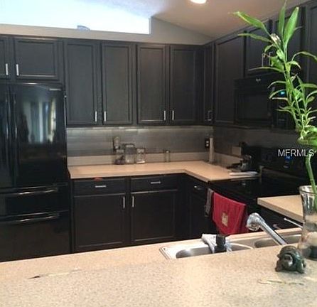 2nd image of 141 Vine Dr