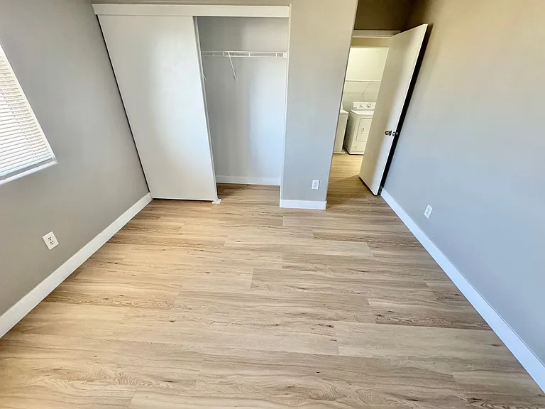 8782 Brilliant Star Dr — Photo 30
