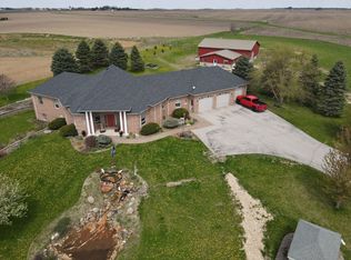 10599 State Highway 56, Le Roy, MN 55951