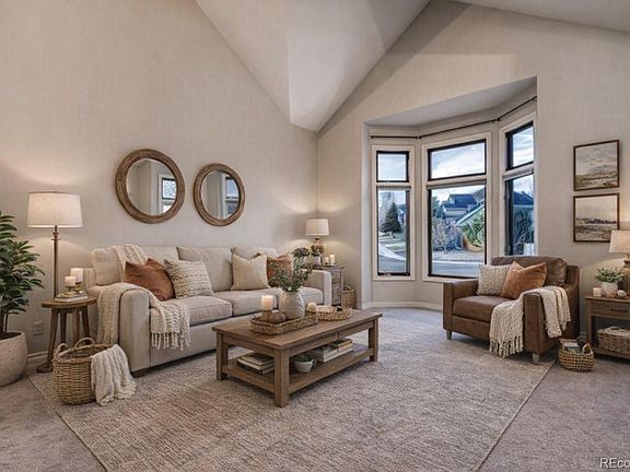 4th image of 6616 S Oak Circle