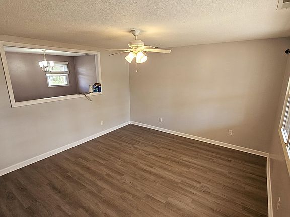 2nd image of 215 Shamrock Dr