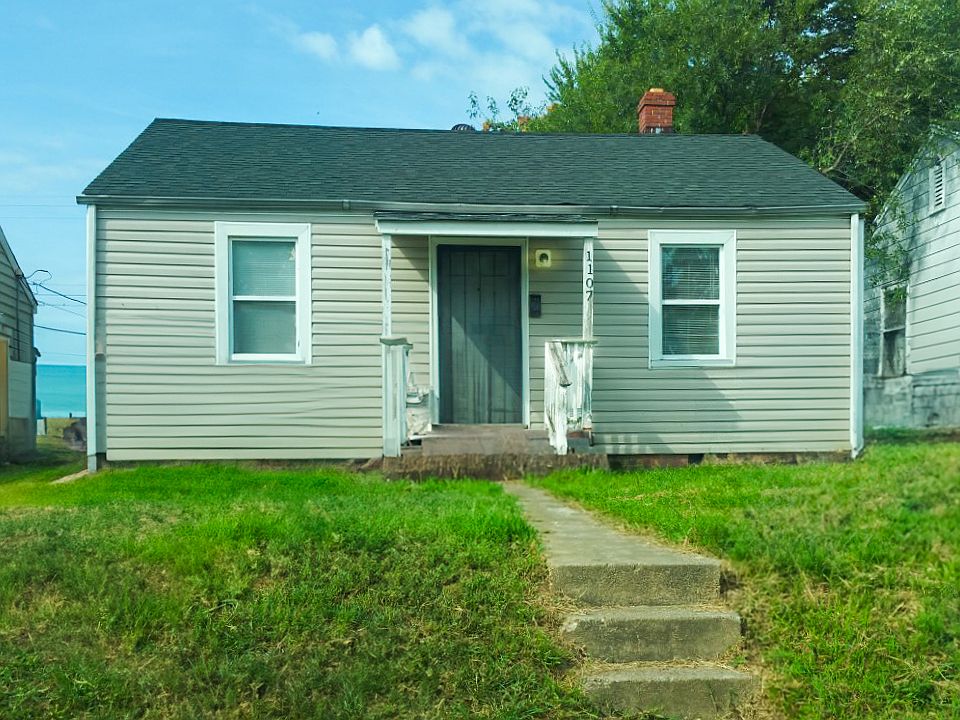 1st image of 1107 E 15th St