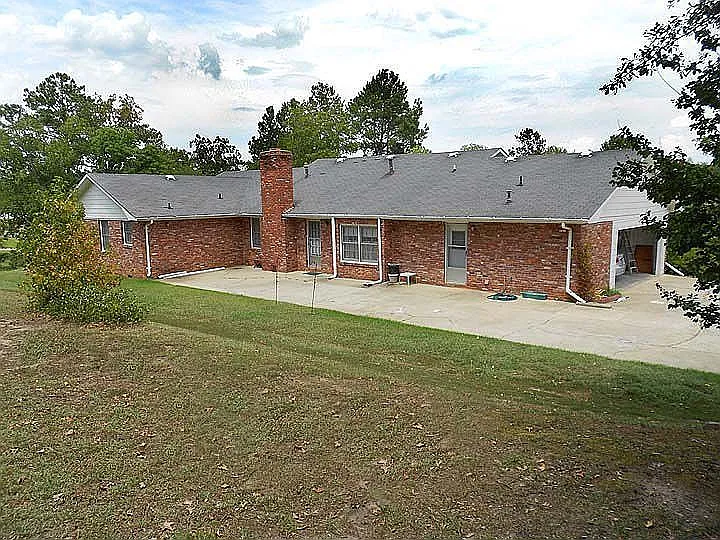 160 Pearl Dr photo 1