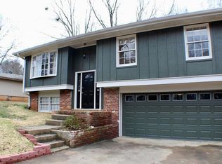 6244 Laurelwood Trl, Flowery Branch, GA 30542