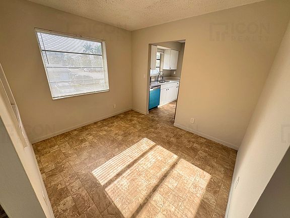5th image of 215 NW 25th St #6