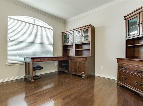 4th image of 11741 Bayton Dr
