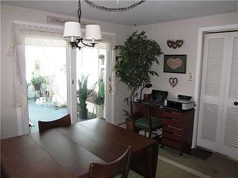 2nd image of 8 Foxhunt Ln
