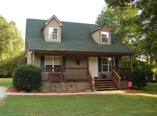 1015 Orchard Dr, Portland, TN 37148