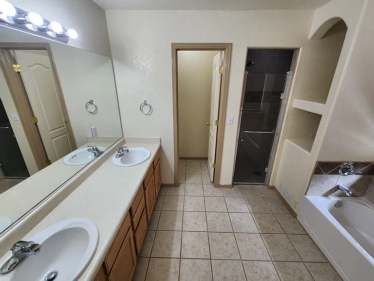 5983 Moon View Dr — Photo 12