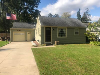 15870 Park Lake Rd, East Lansing, MI, 48823