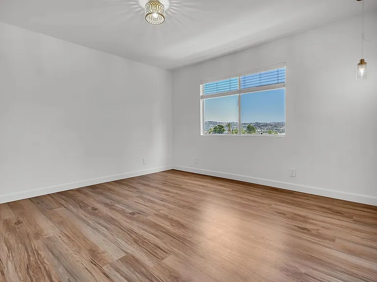 465 Camino De Gloria — Photo 15