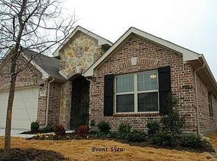 713 Silvermoon Dr, Little Elm, TX 75068