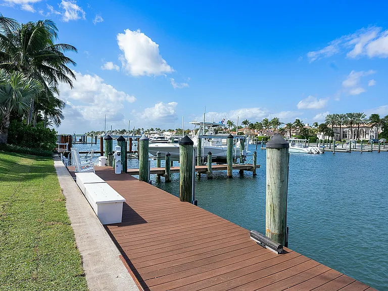 6879 SE South Marina Way — Photo 38