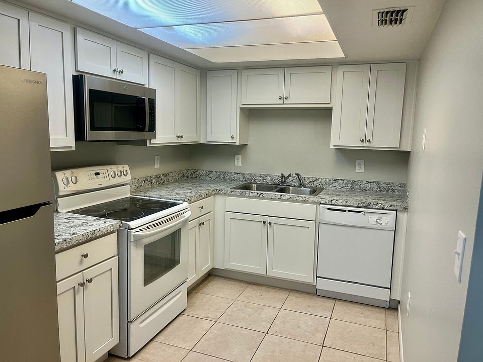 1st image of 1624 Crystal Park Cir #1624