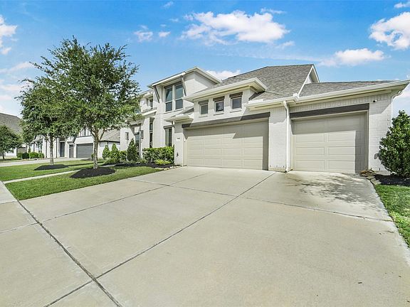3rd image of 7119 Kinglet Ct