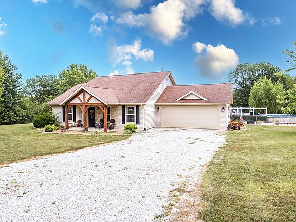 2nd image of 6056 N Farm Road 105