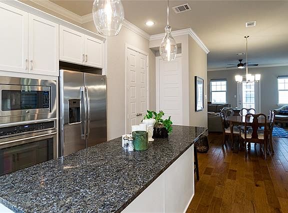 4th image of 5169 Garrett Stream Ct