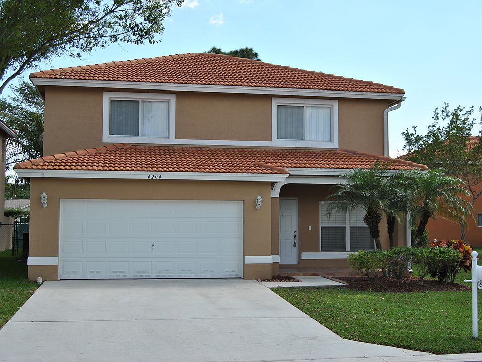 1st image of 6204 Willoughby Cir