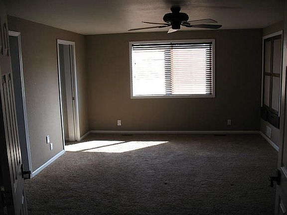 3rd image of 1700 Eastlake Blvd