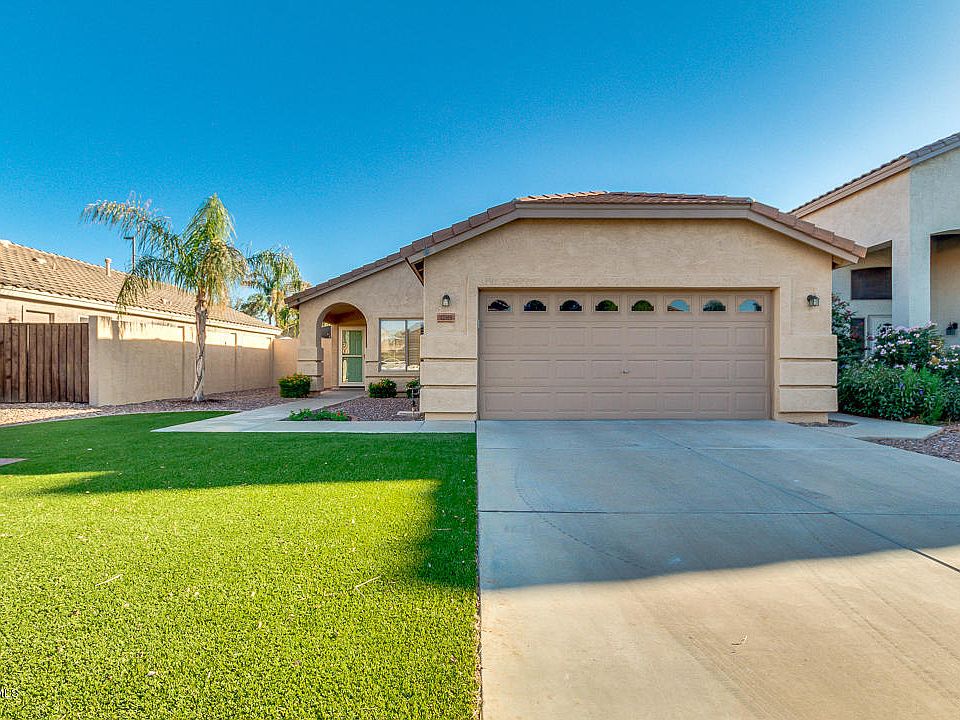 1st image of 3285 E San Remo Ave