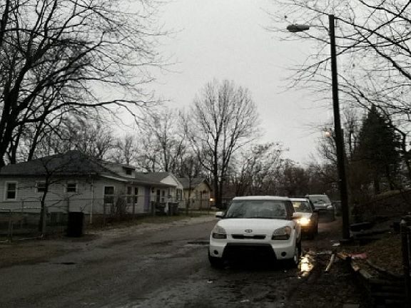 Exterior Neighborhood (street photo)