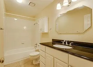 Upstairs Bathroom 2
