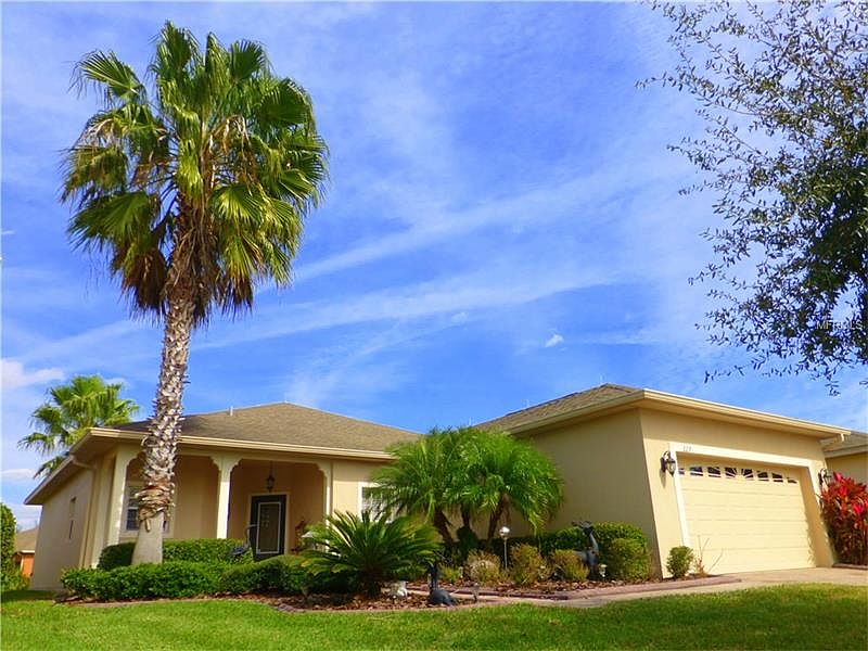 1st image of 227 Vista Dr