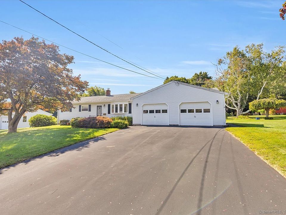 1st image of 112 Pine Knob Drive