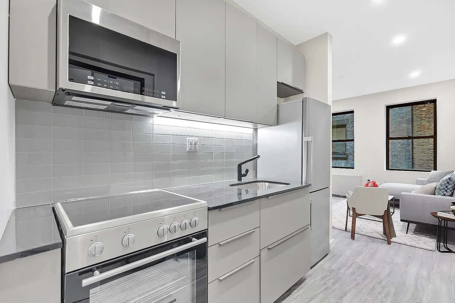 125 West 16th Street — Photo 4